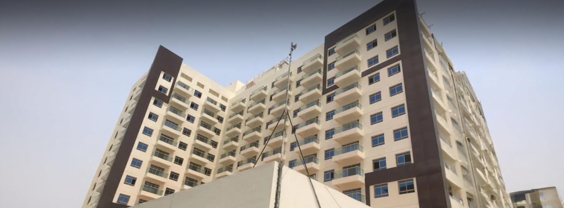 Dubai-Silicon-Oasis-Building-2B+G+11+HC+Pool-(Residential)